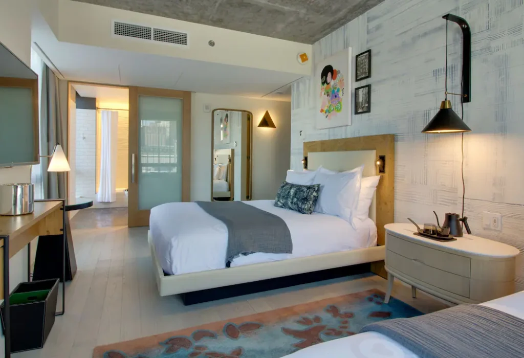 Hotel-50-Bowery-P011-Deluxe-Double-Guestroom.16x9
