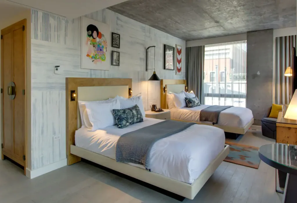 Hotel-50-Bowery-P016-Deluxe-Double-Guestroom.16x9